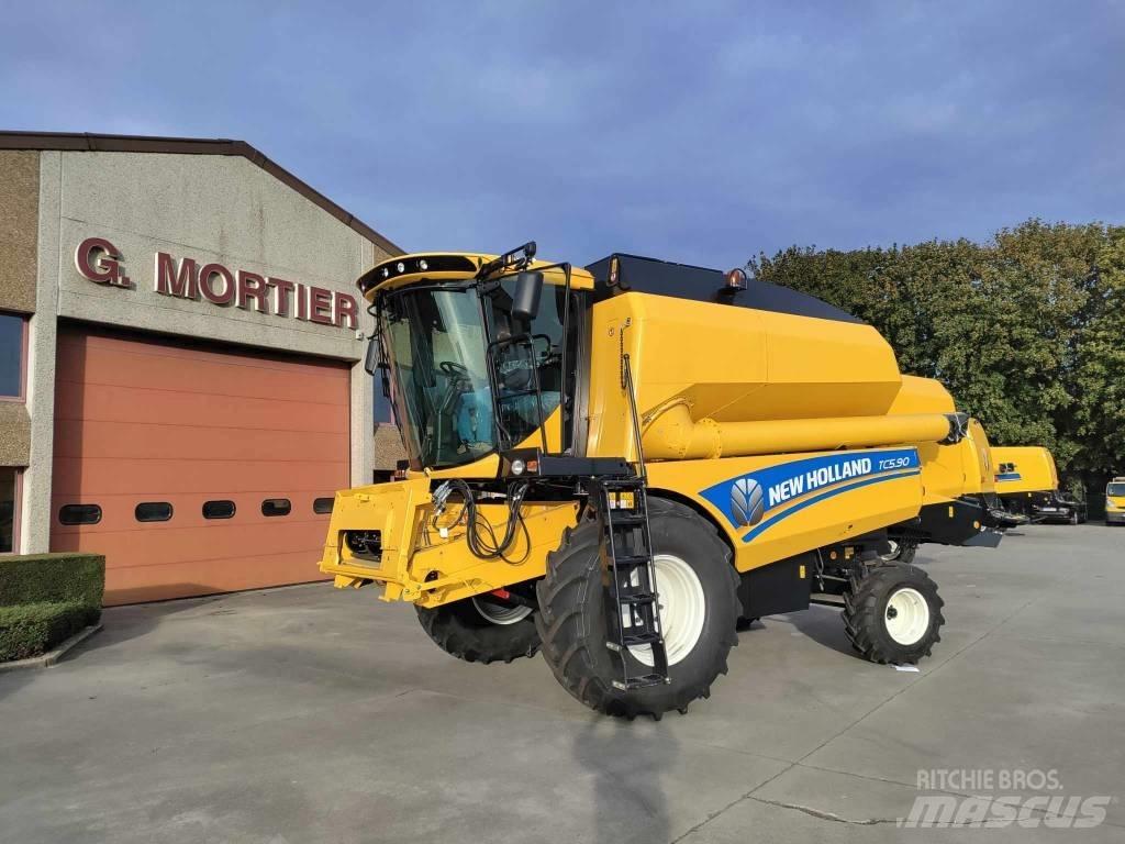 New Holland TC 5.90 Leikkuupuimurit