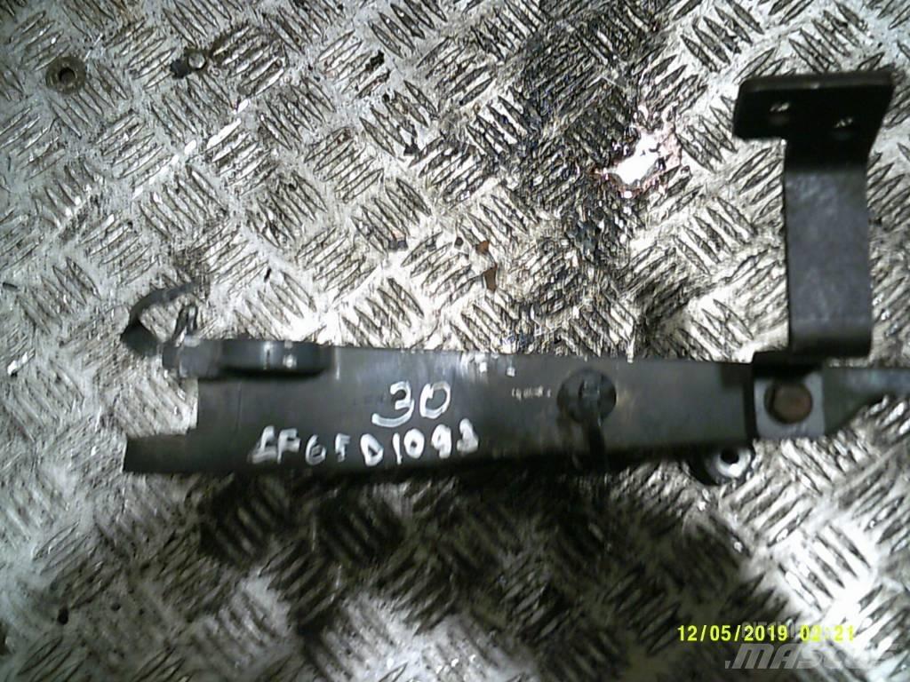 DAF LF65 5295497 Ohjaamot ja sisustat