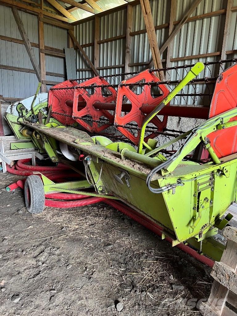CLAAS Mega 202 Leikkuupuimurit