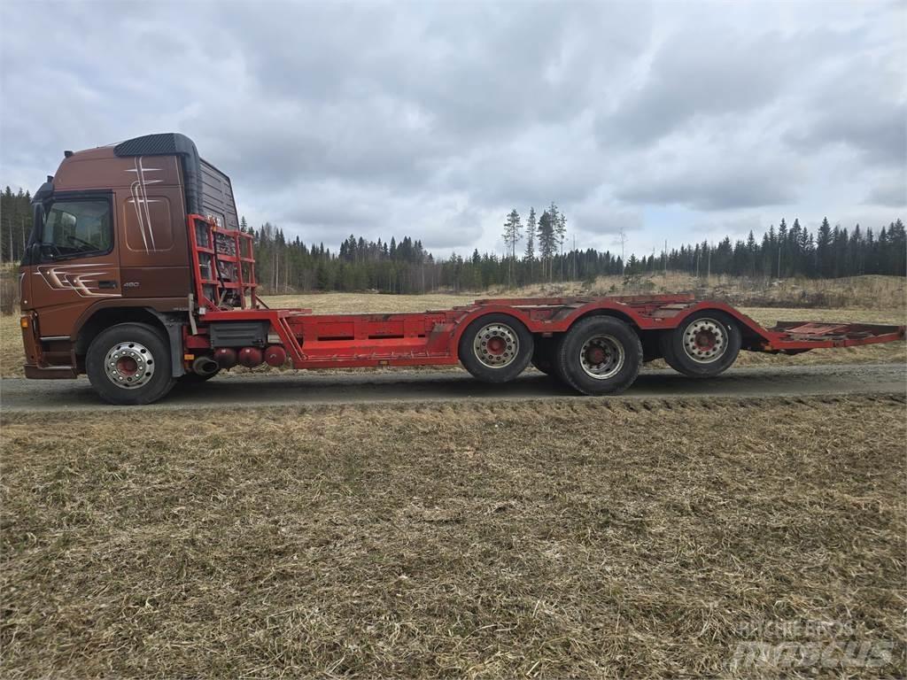 Volvo FM12 8x2 Metsäkoneritilät