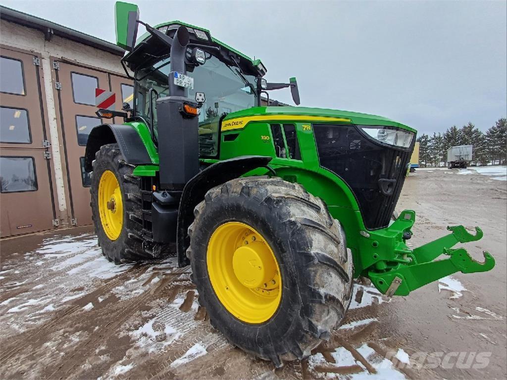 John Deere 7R 330 Traktorit
