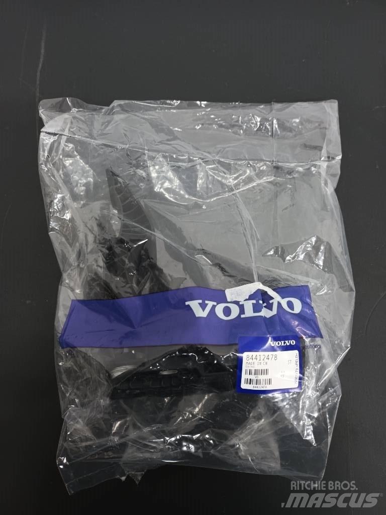 Volvo PEDAL 84412478 Ohjaamot ja sisustat