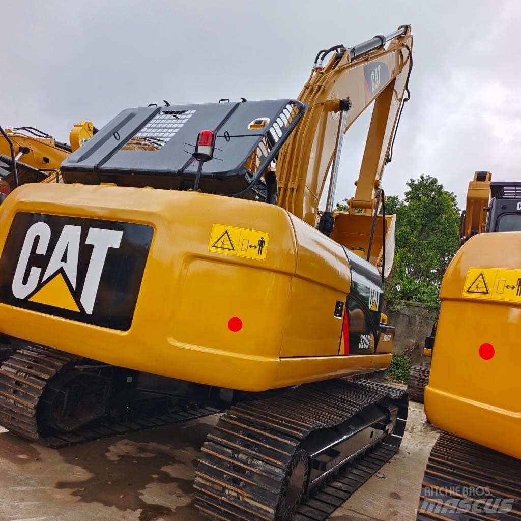 CAT 320 D Telakaivukoneet