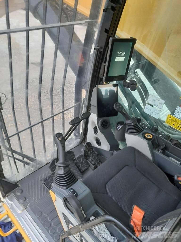 CAT 395 Telakaivukoneet
