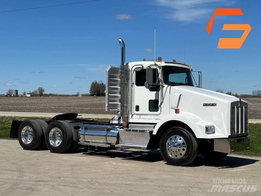 Kenworth T800 Vetopöytäautot