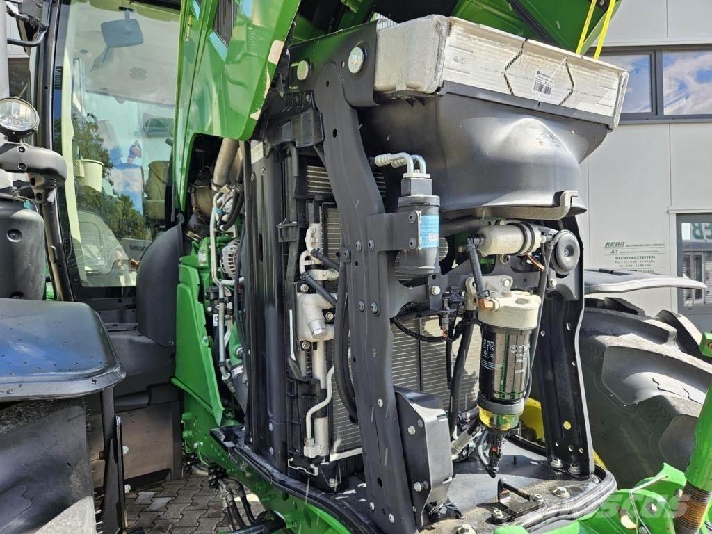 John Deere 6R195 Traktorit