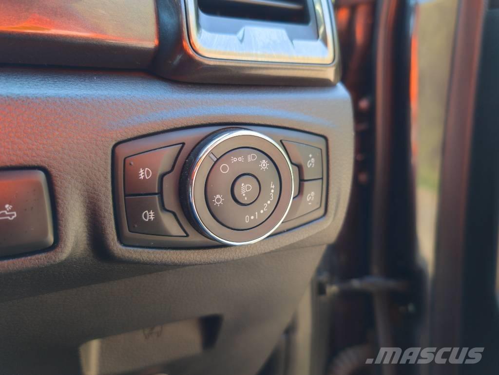 Ford Ranger Lava-autot