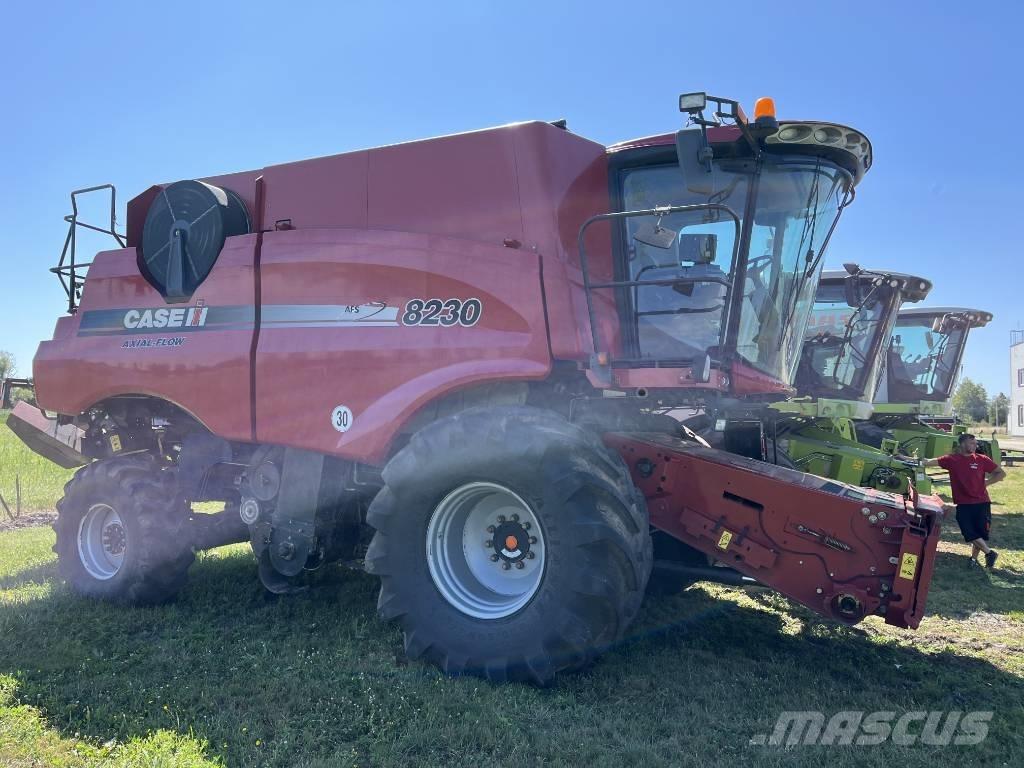Case IH AF 8230 Leikkuupuimurit