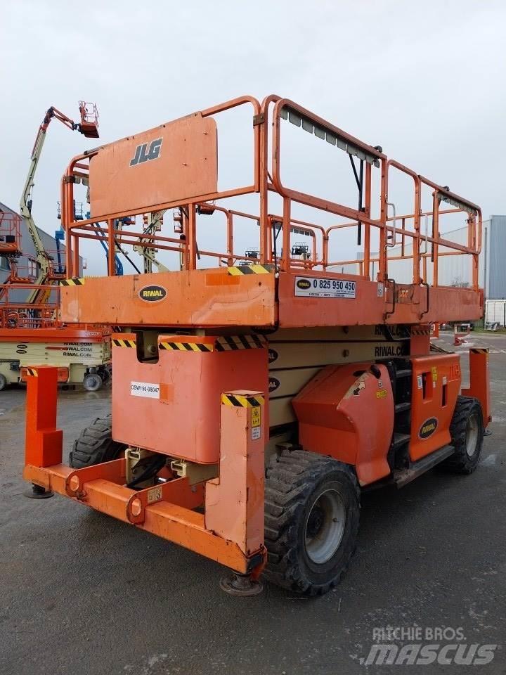 JLG 4394RT Saksilavat