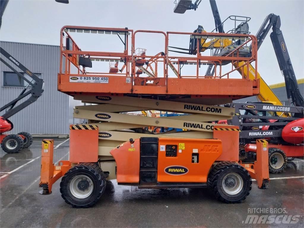 JLG 4394RT Saksilavat