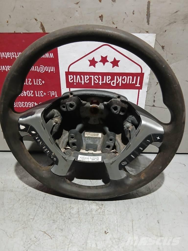 MAN TGX   81464306027 Ohjaamot ja sisustat