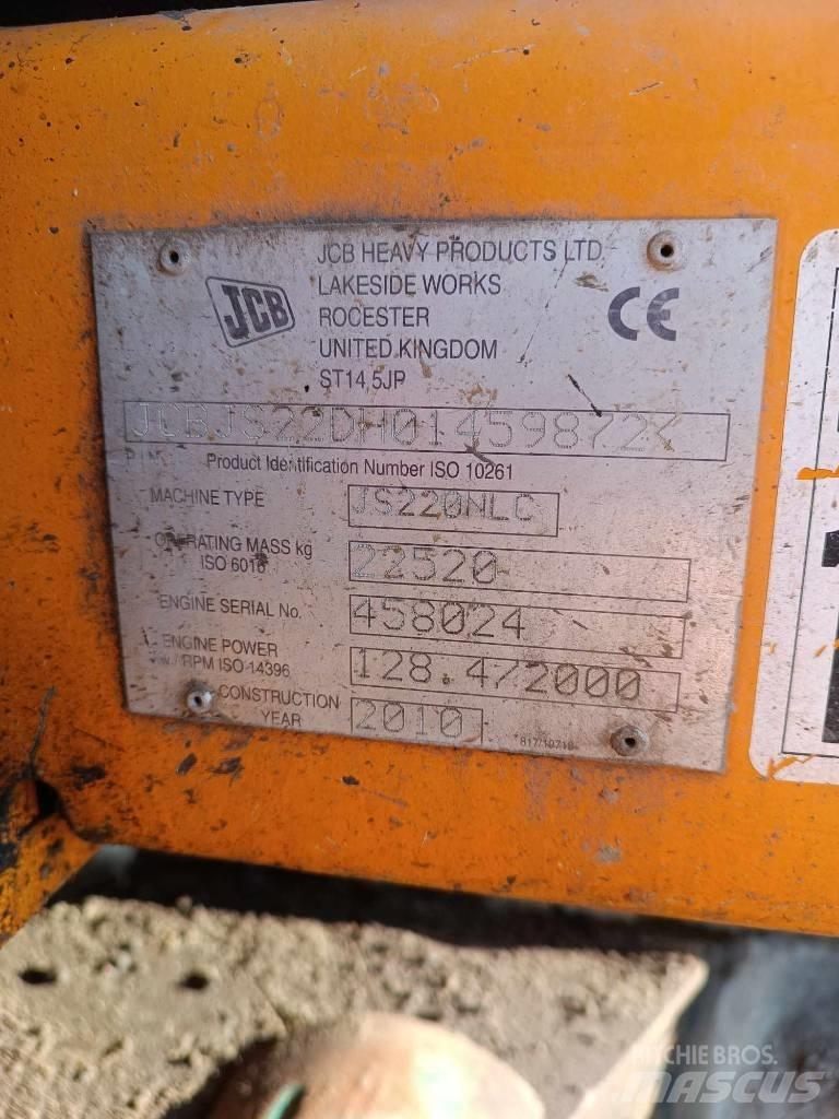 JCB JS 220 N LC Telakaivukoneet
