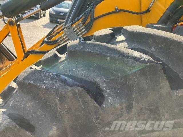 JCB 4 CX Pro Kaivurikuormaajat