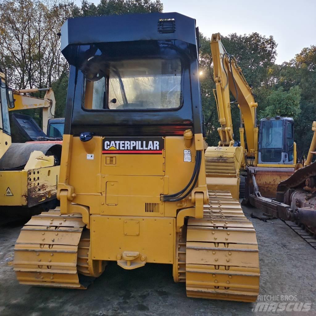 CAT D 5 C Telaketjupuskutraktorit