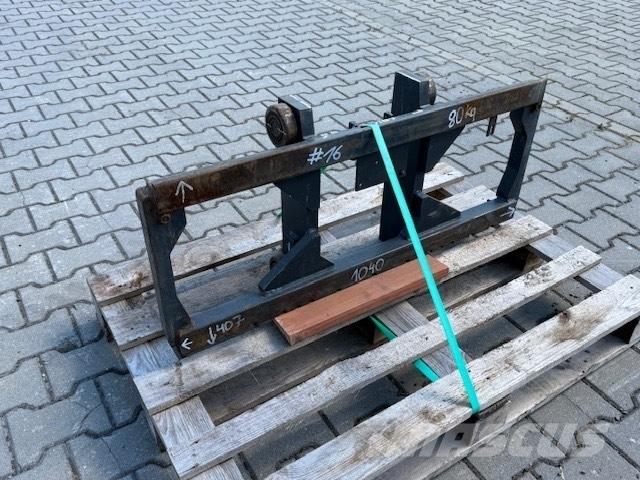 Volvo USED PARTS Trukkihaarukat