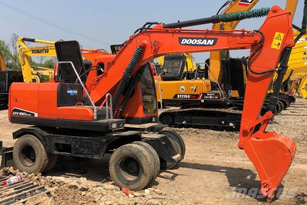 Doosan DX150W Telakaivukoneet