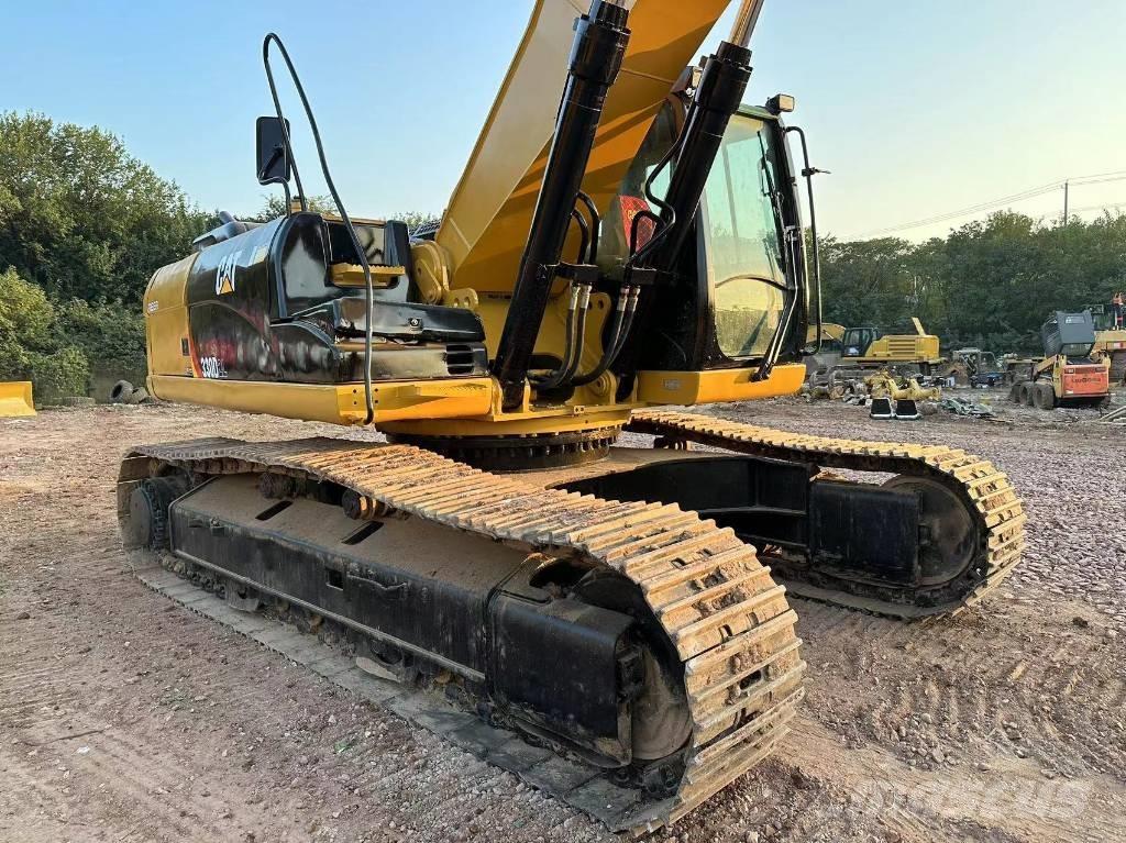 CAT 330 D L Telakaivukoneet