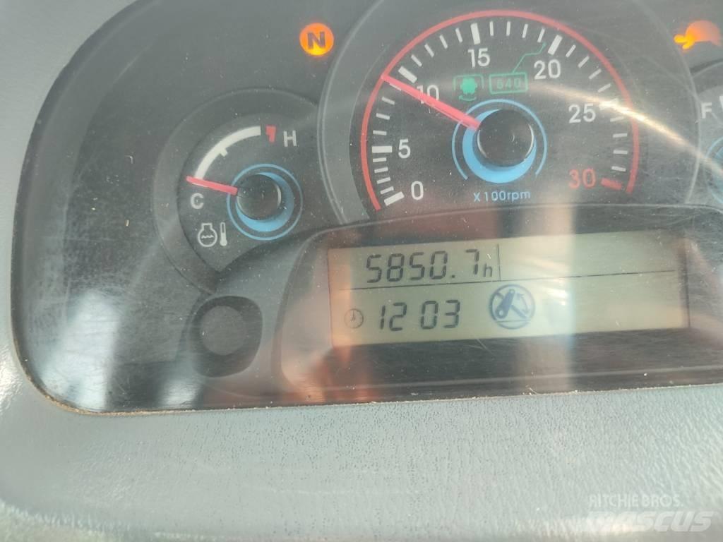 LS Mtron 100 Traktorit