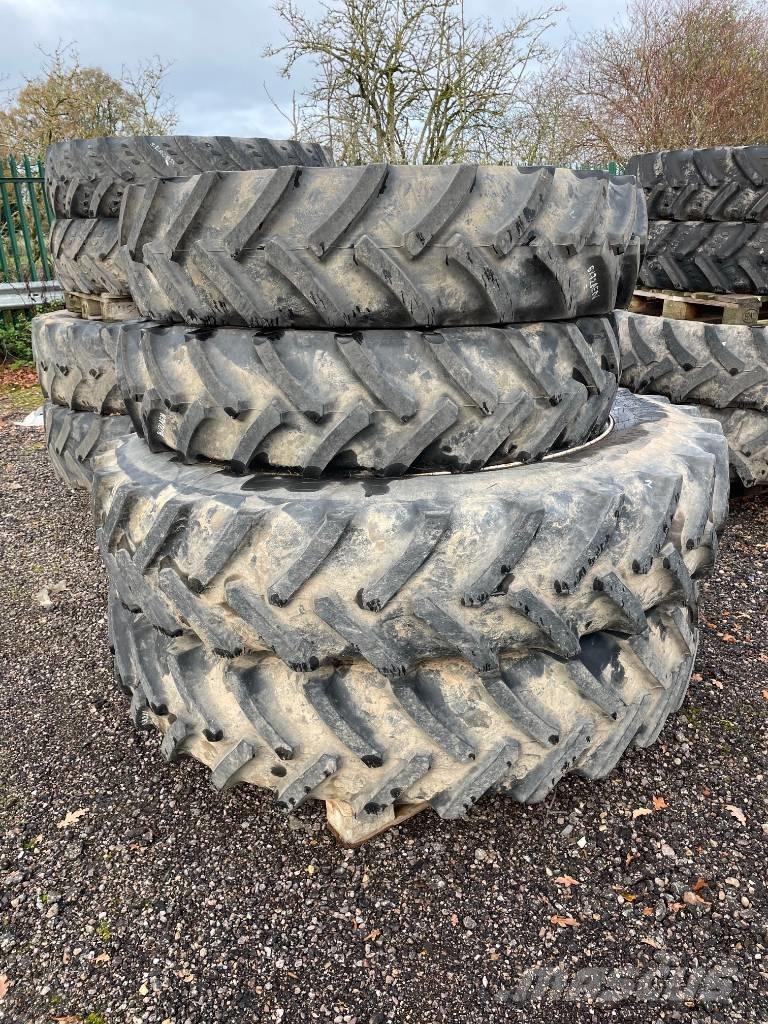 Mitas SET OF WHEELS Renkaat ja vanteet