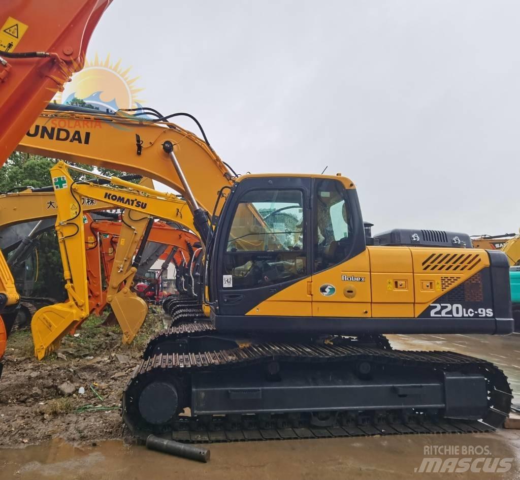 Hyundai R220LC-9S Pyöräkaivukoneet