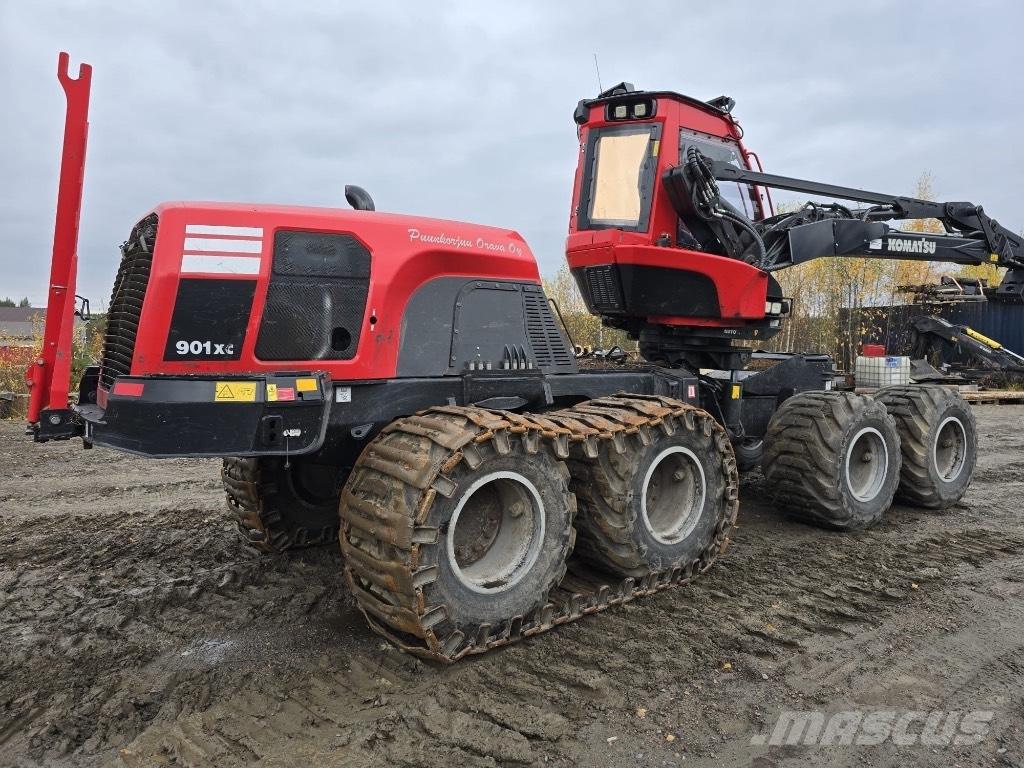 Komatsu 901XC Harvesterit