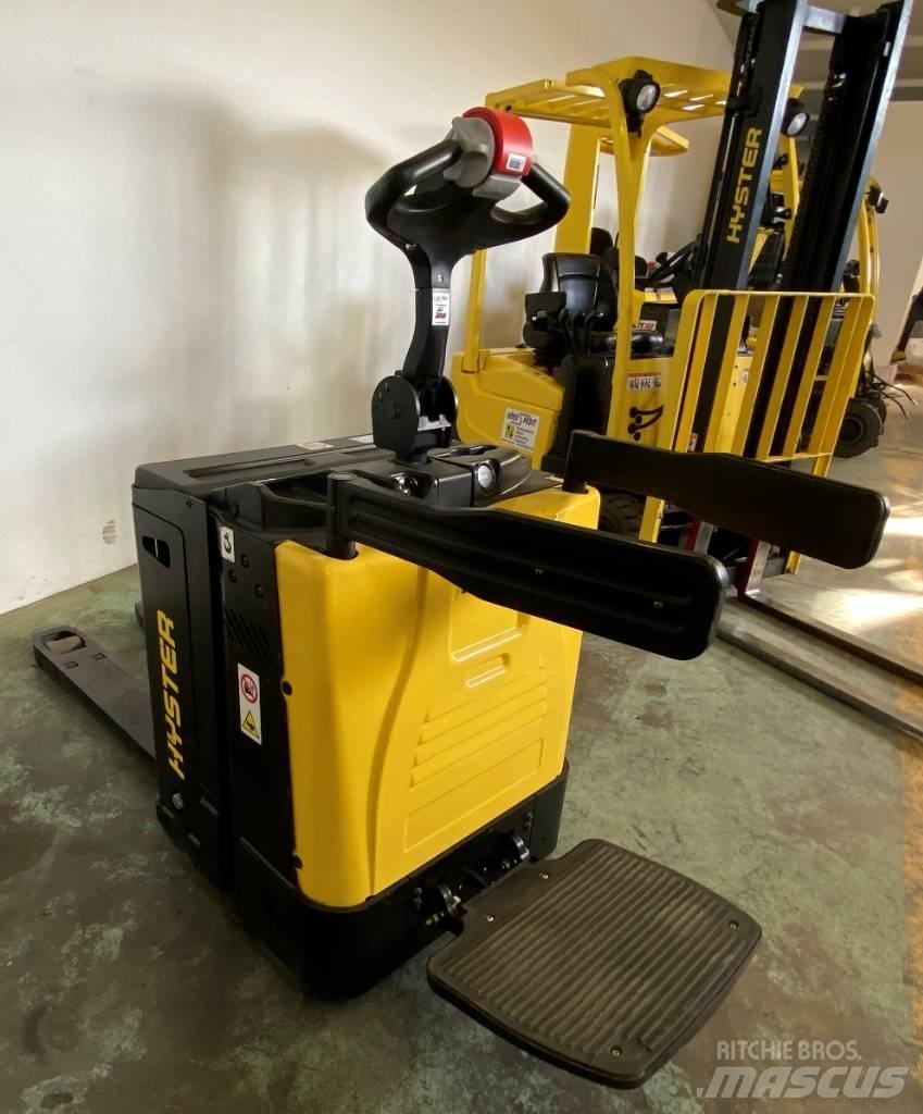 Hyster P2.0S FBW Käyden ajettavat pinoamistrukit