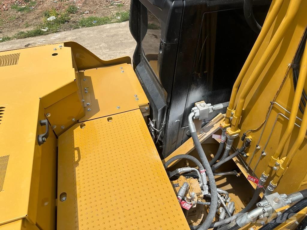 CAT 330 Jätteenkäsittelijät