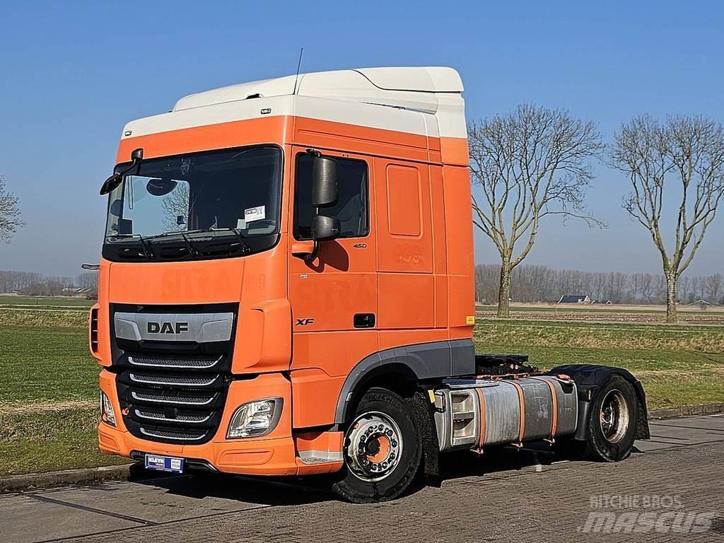 DAF XF 450 Vetopöytäautot