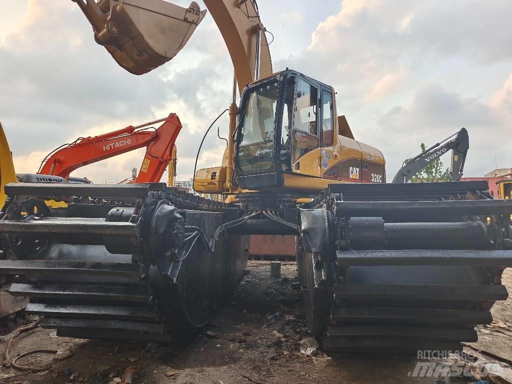 CAT 320 C Telakaivukoneet