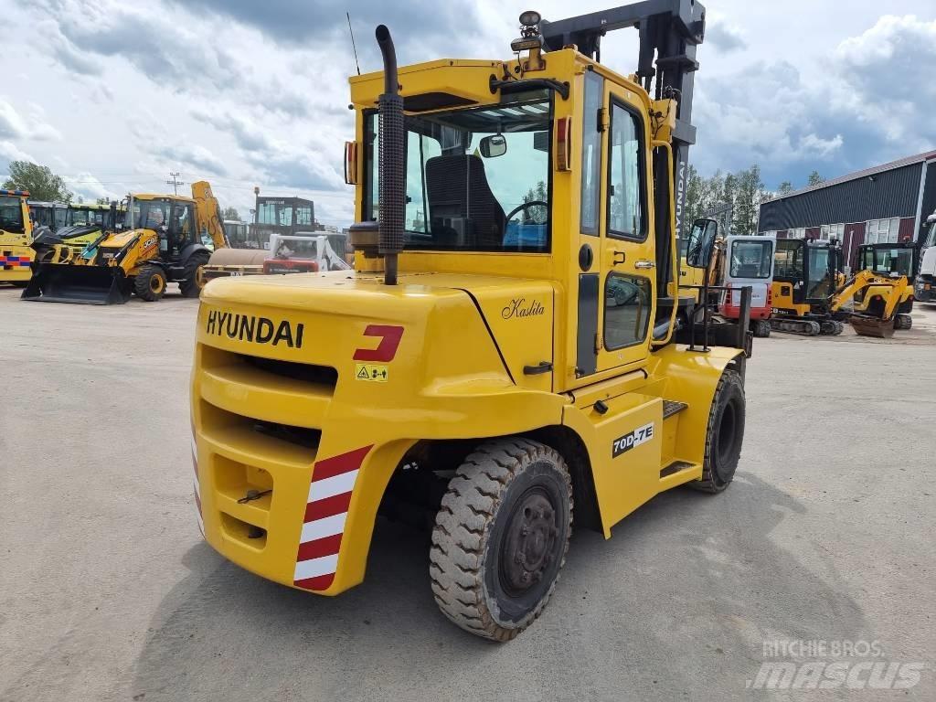 Hyundai 70 D-7 E Dieseltrukit