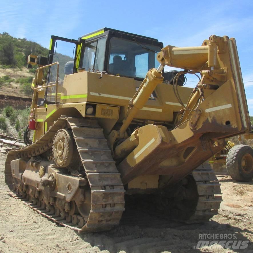 CAT D 9 T Telaketjupuskutraktorit