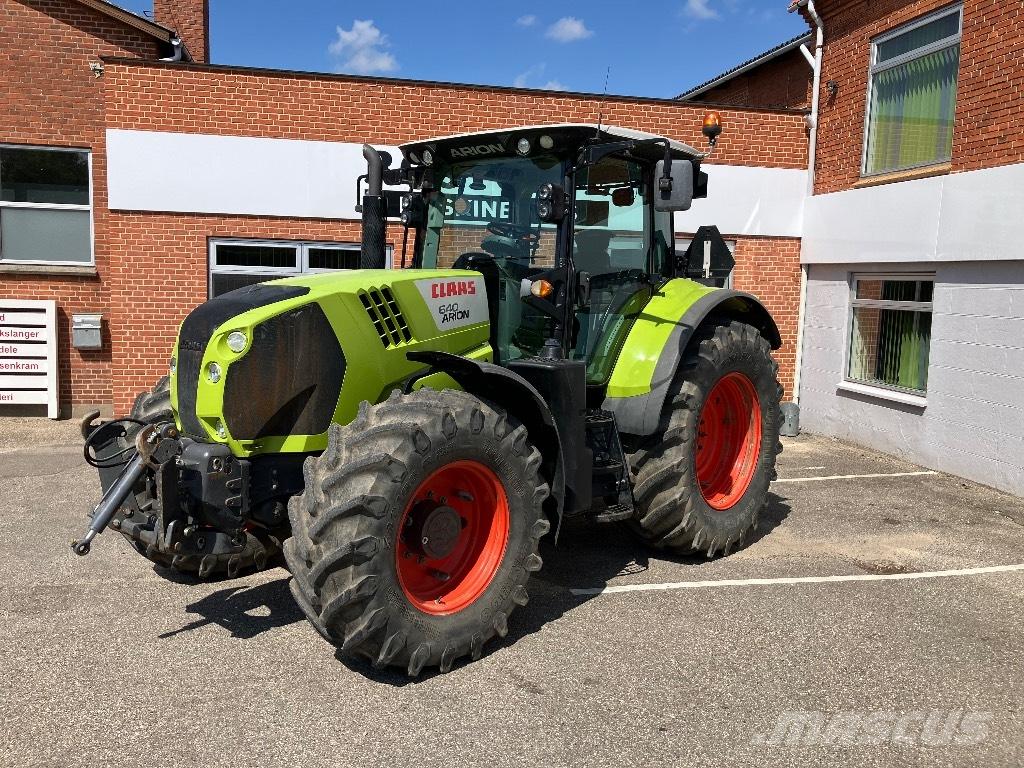 CLAAS Arion 640 CIS+ Traktorit