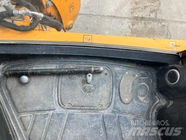 JCB 4CX AEC Kaivurikuormaajat
