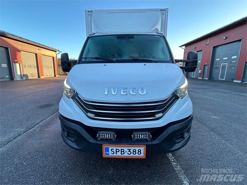 Iveco Daily Pakettiautot