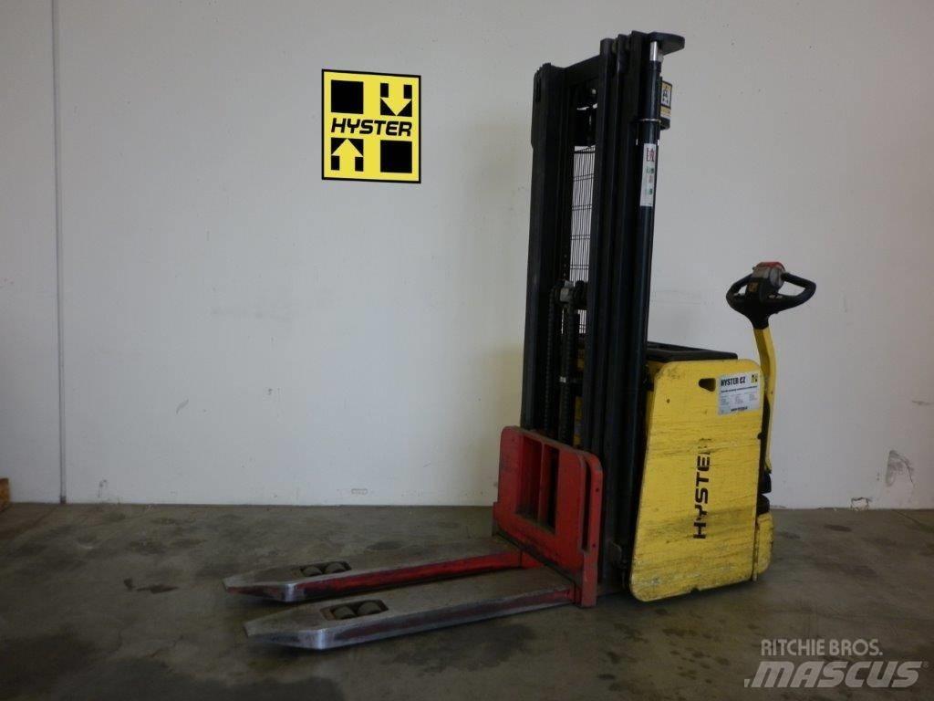 Hyster S1.6IL Käyden ajettavat pinoamistrukit