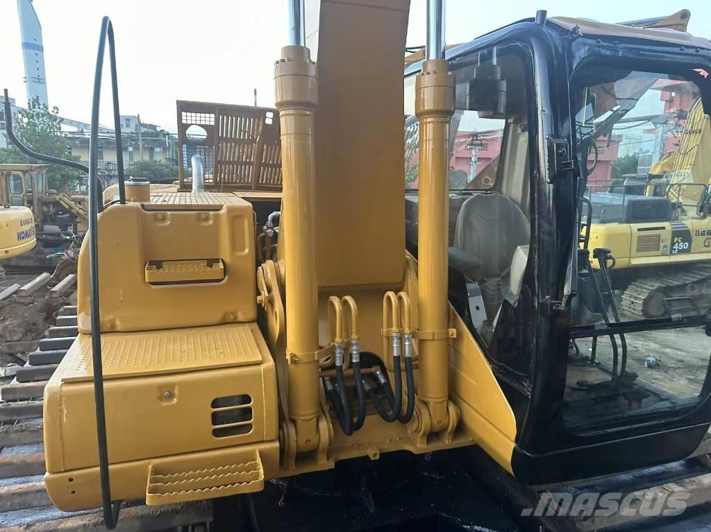 CAT 320 C Amfibio-kaivinkoneet