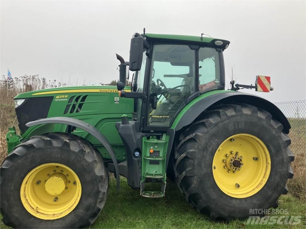 John Deere 6215R Traktorit