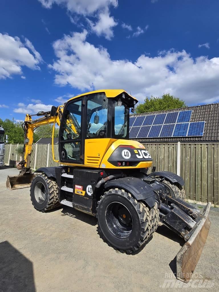 JCB 110 W Hydradig Pyöräkaivukoneet