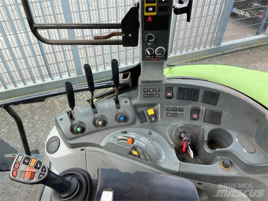 CLAAS Arion 440 Traktorit