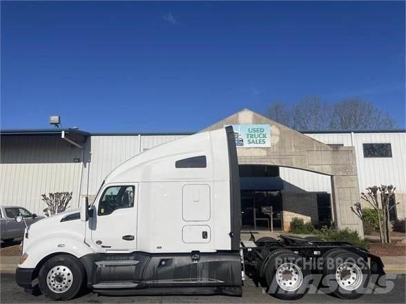 Kenworth T680 Vetopöytäautot