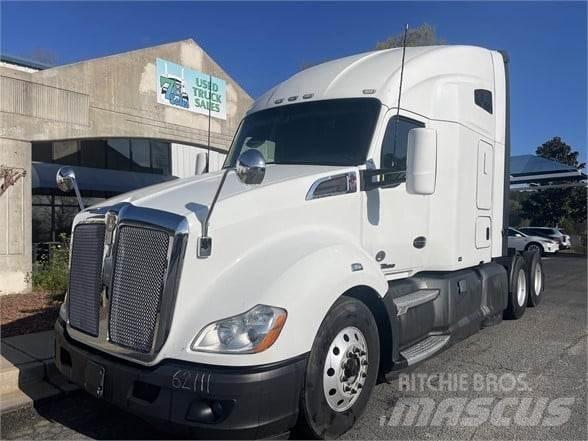 Kenworth T680 Vetopöytäautot