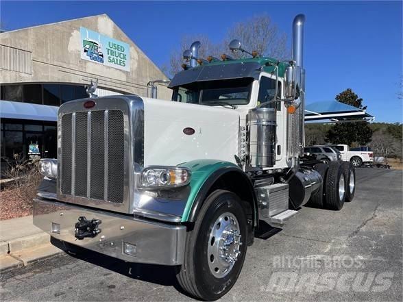 Peterbilt 389 Vetopöytäautot