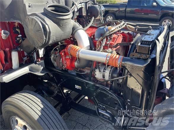 Peterbilt 587 Vetopöytäautot