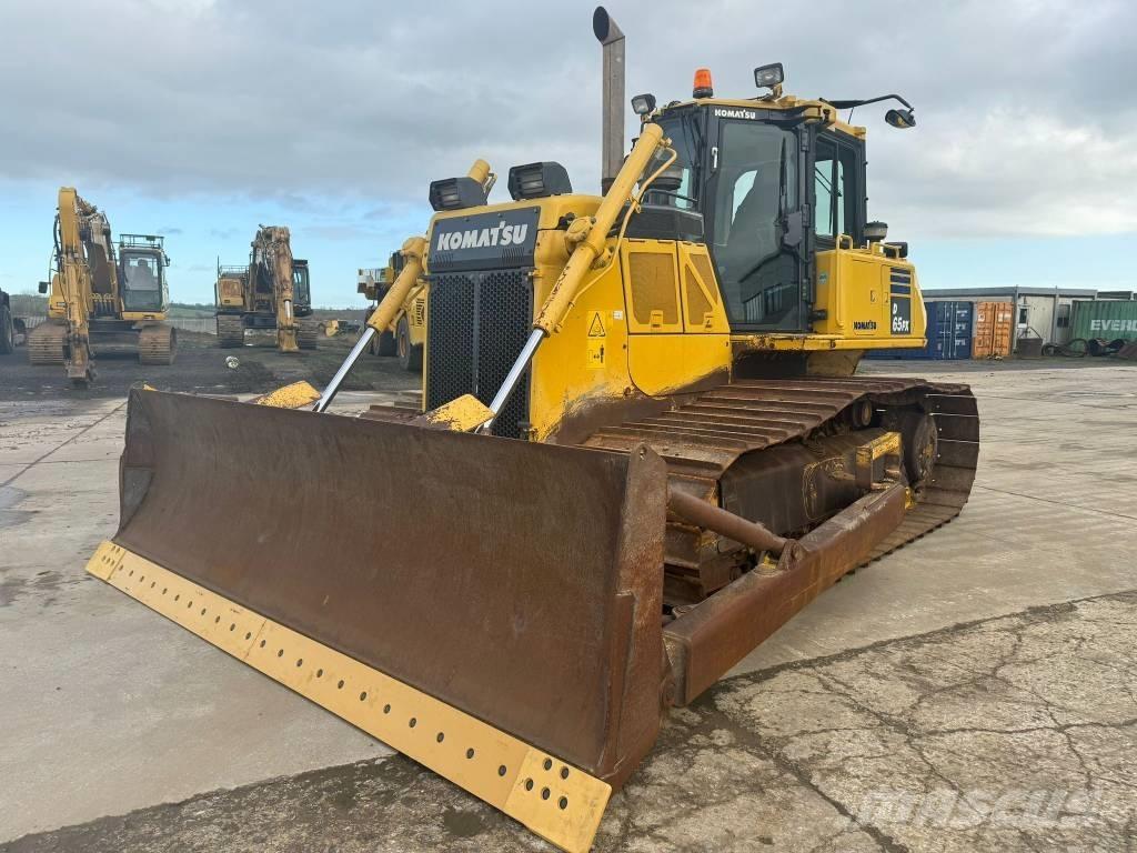 Komatsu D 65 PX-18 Telaketjupuskutraktorit