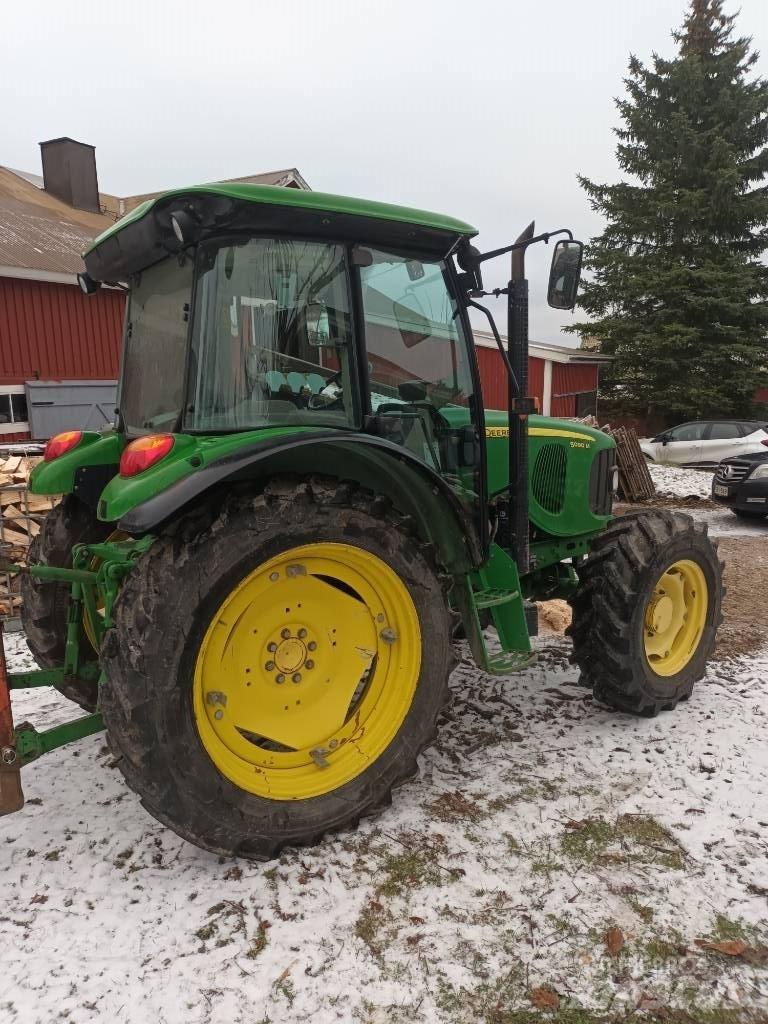 John Deere 5090 M Traktorit