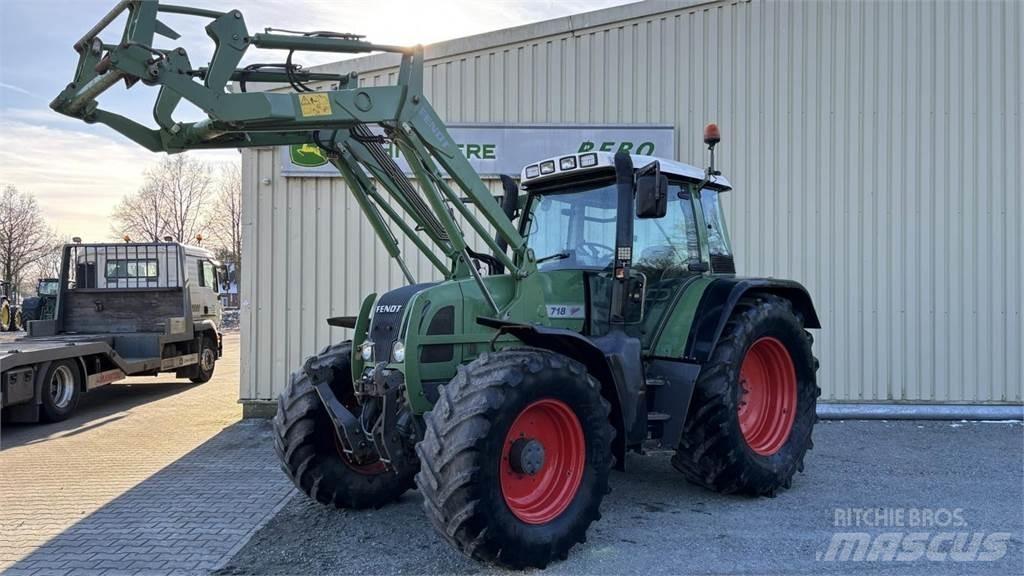 Fendt 716 Traktorit