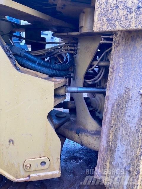 CAT 980 F Pyöräkuormaajat