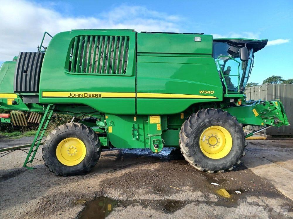 John Deere W 540 Leikkuupuimurit