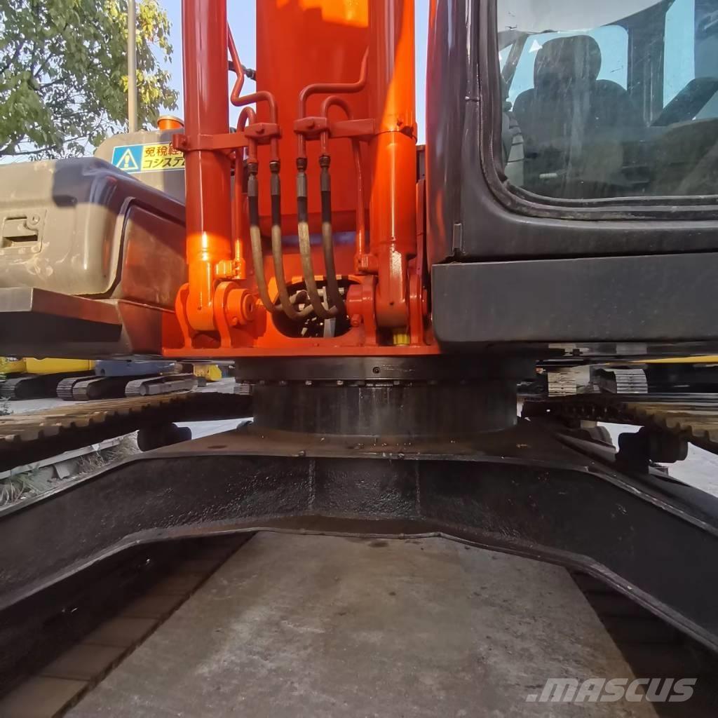 Hitachi ZX 120 Telakaivukoneet