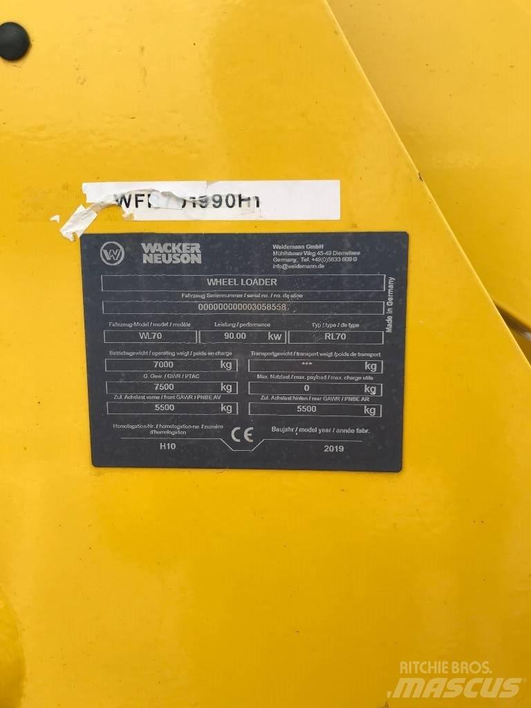 Wacker Neuson WL70 Etukuormaimet ja kaivuulaitteet